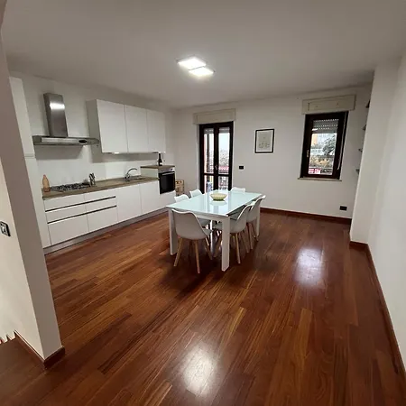 Casa Di Maria בית הארחה למזיה טרמה